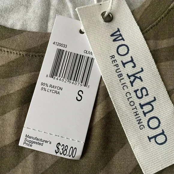 💥🆕Workshop Olive Zebra Print Tank Top S🆕 - Picture 8 of 10